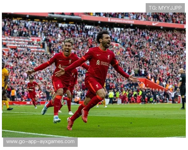 利物浦边路的冲击频频撕开对手防线——速度、默契与战术的三重奏