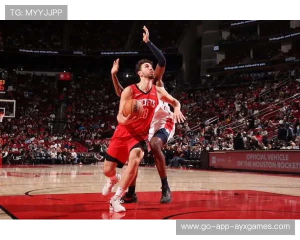 申京篮下强打达成2+1得分，单场39分创火箭赛季内线新高位